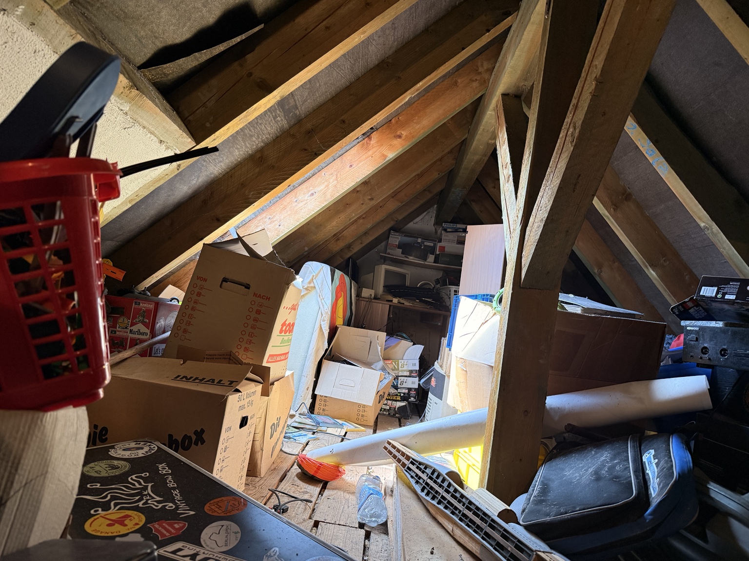 Entrümpelung eines Dachbodens durch FIX48 in Pforzheim